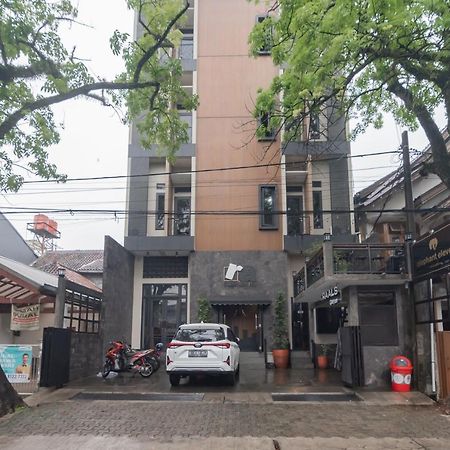 Urbanview Elephant Eleven Residence Bandung By Reddoorz Exterior foto