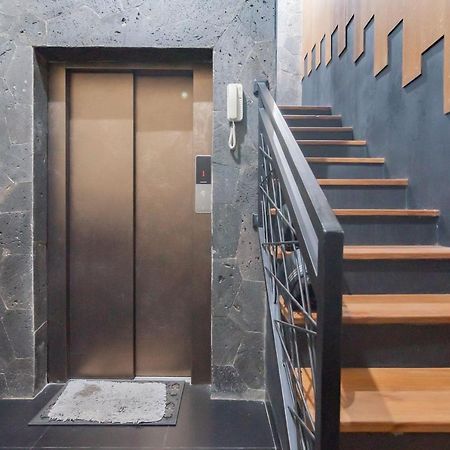 Urbanview Elephant Eleven Residence Bandung By Reddoorz Exterior foto